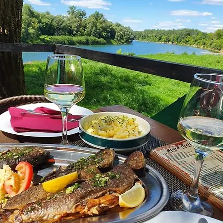 Etno Konaciste-restoran Stara Civija Ferienhaus Bosanska Dubica