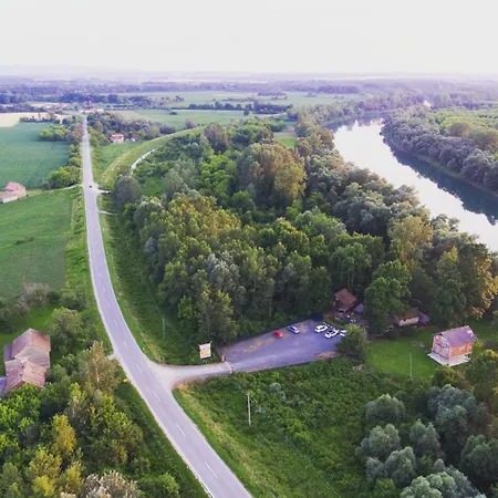 Etno Konaciste-restoran Stara Civija *